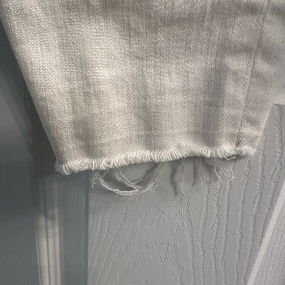 Spanx small white distressed jeans - Picture 9 of 9